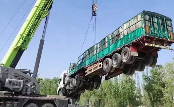 封丘道路脱困救援案例